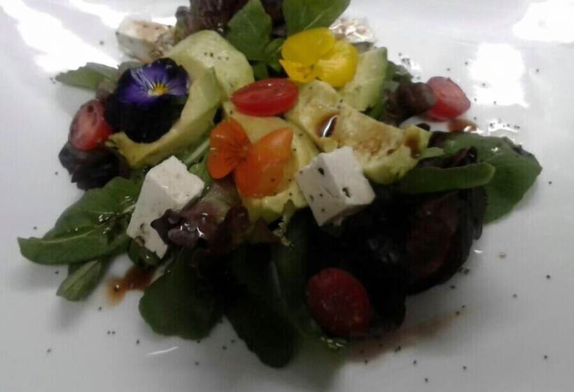 Отель Yalla Yalla Boutique