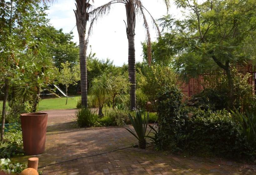 פנסיון Guesthouse 4u