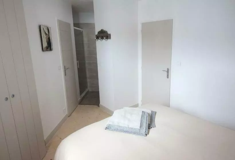 ペンション Maison D’hôtes Les Ajoncs