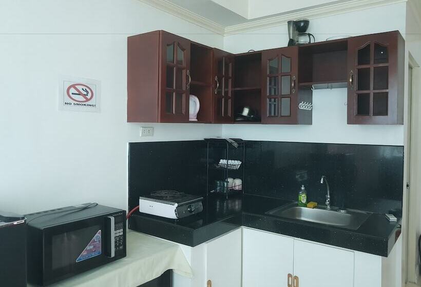 پانسیون The Orange Inn