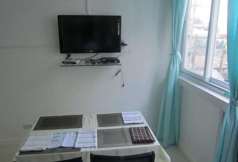 پانسیون The Orange Inn