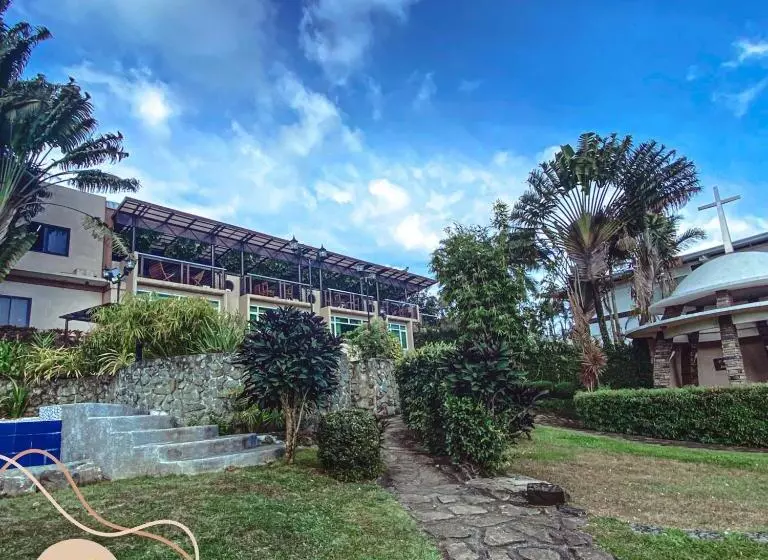 هتل The Lakeview Suites