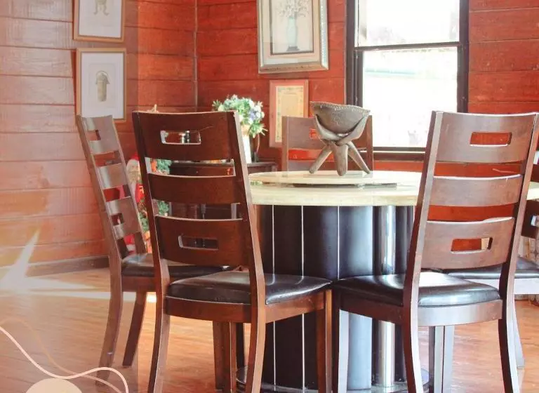 هتل The Lakeview Suites