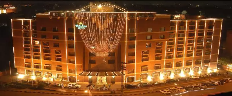 هتل Four Points By Sheraton Lahore