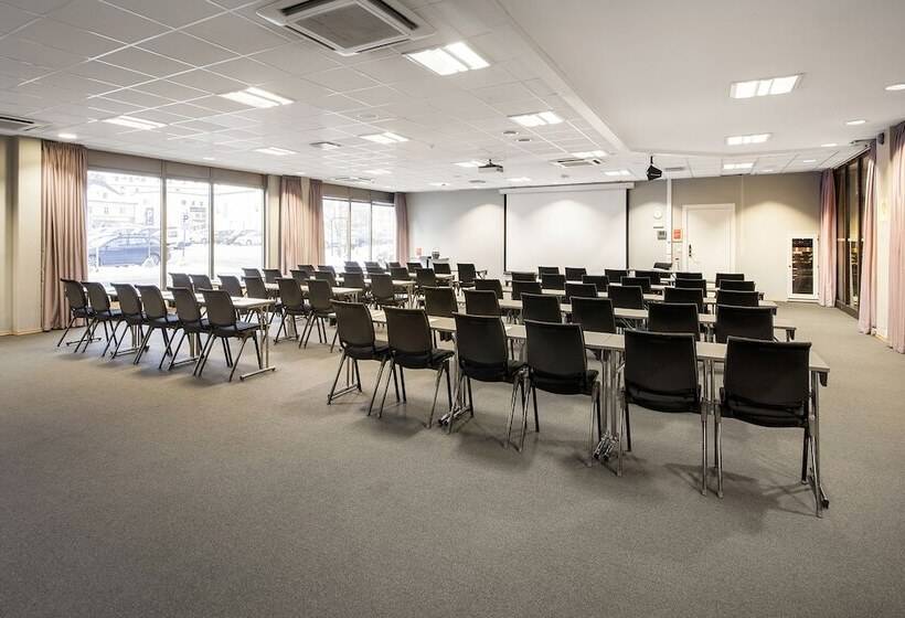 בית מלון כפרי Scandic Ambassadeur Drammen