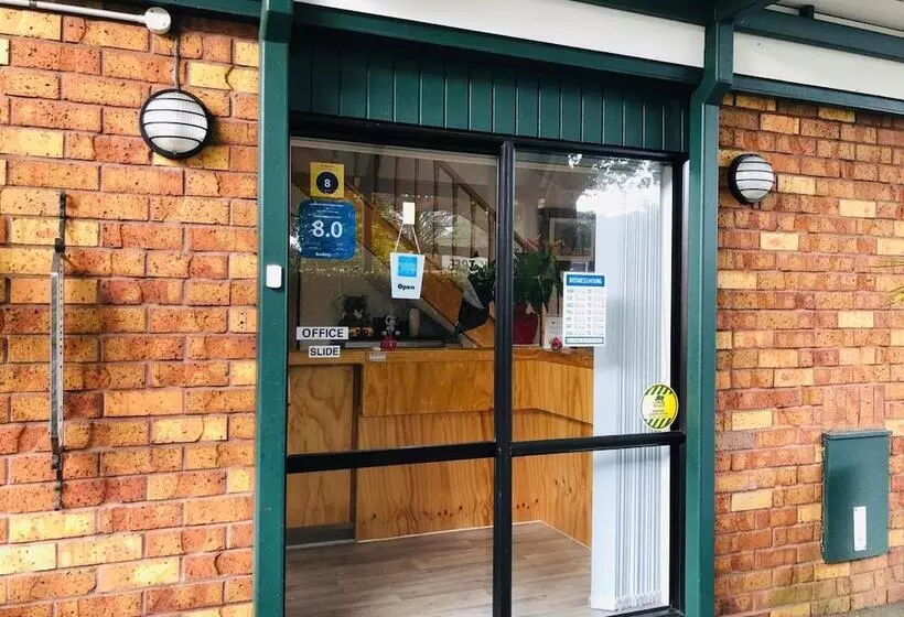 酒店 Tudor Court Motor Lodge