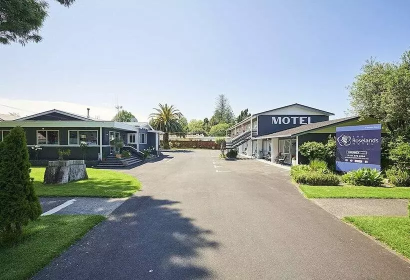 Roselands Motel