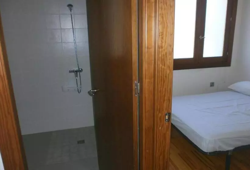 Albergue Coto Real De La Marina