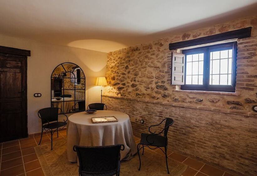 مبيت وإفطار Cortijo De Trifillas