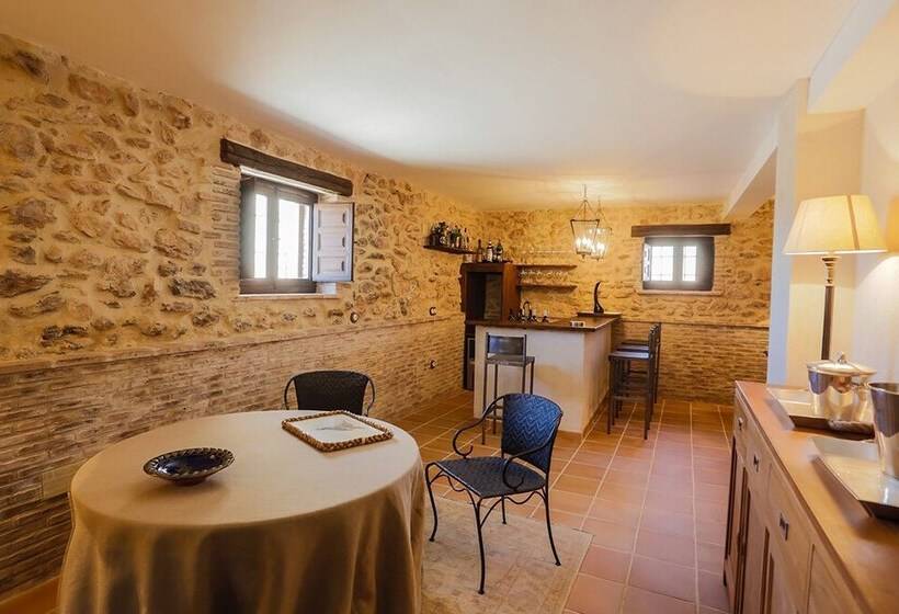 مبيت وإفطار Cortijo De Trifillas