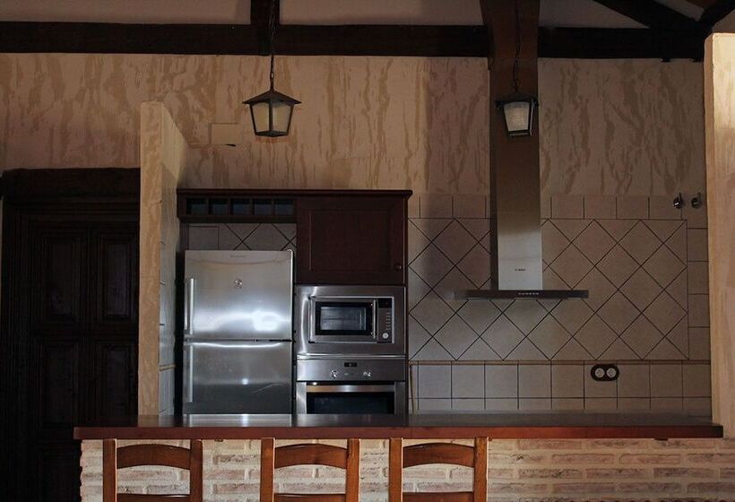 مبيت وإفطار Cortijo De Trifillas