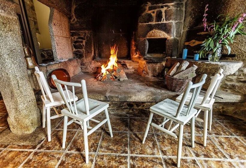 تختخواب و صبحانه Ecocasa Lema Ii