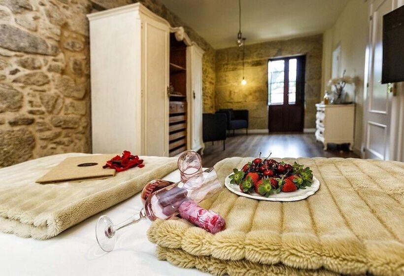 تختخواب و صبحانه Ecocasa Lema Ii