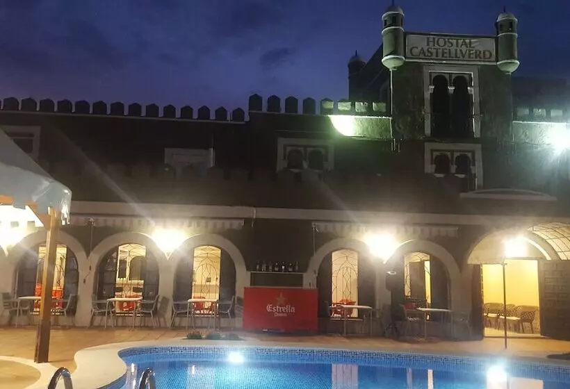 簡易ホテル Castellverd