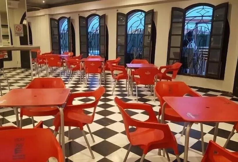 簡易ホテル Castellverd