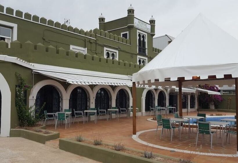 مسافرخانه Castellverd