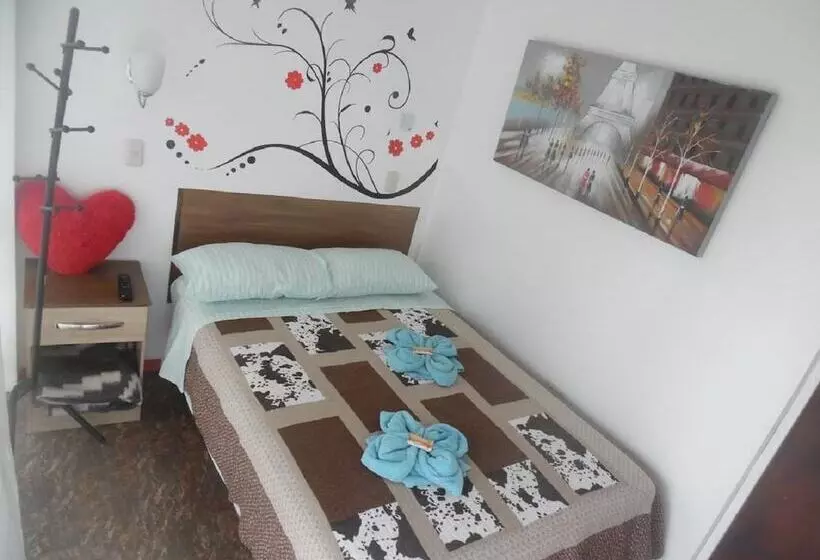 Hostel Yakumama Paracas