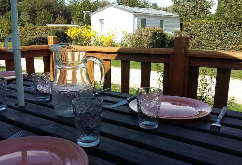 Hotelli Camping Des Platanes