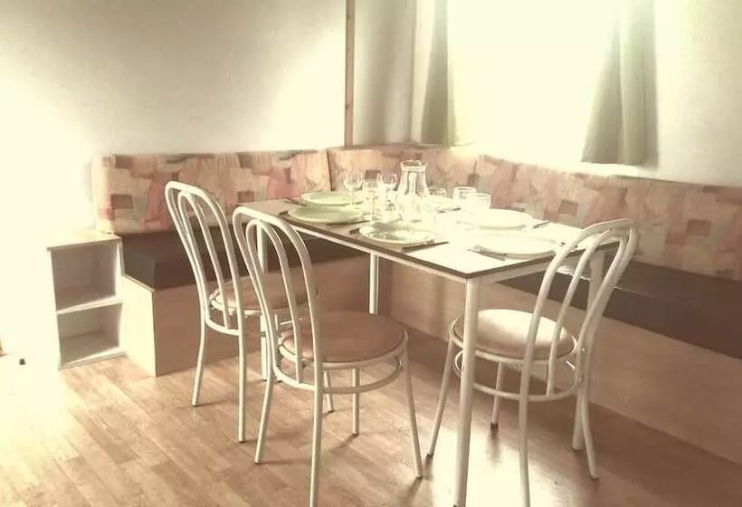 Hotelli Camping Des Platanes