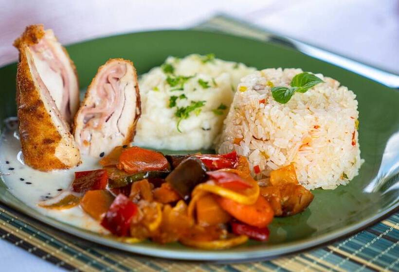 Отель Los Andes Hostel