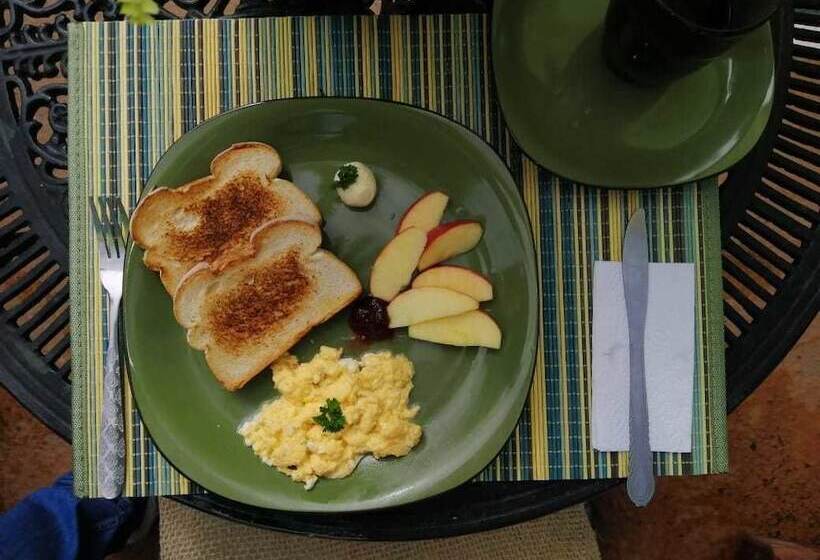 Отель Los Andes Hostel