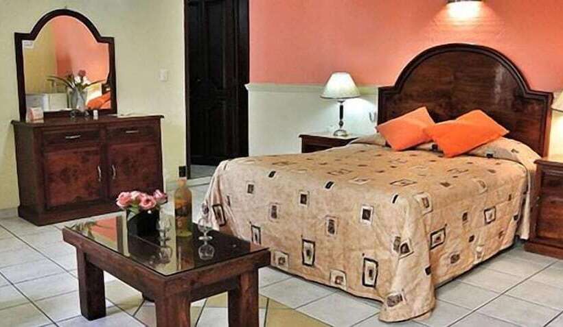 فندق Plaza Jardin