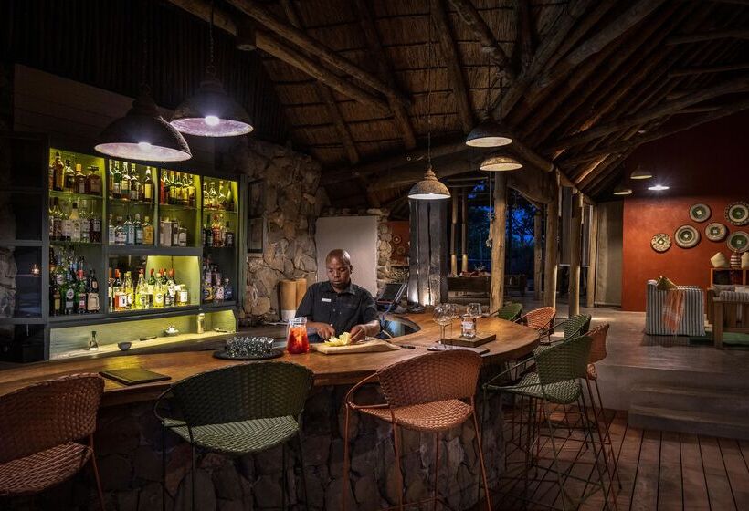 酒店 Simbavati River Lodge