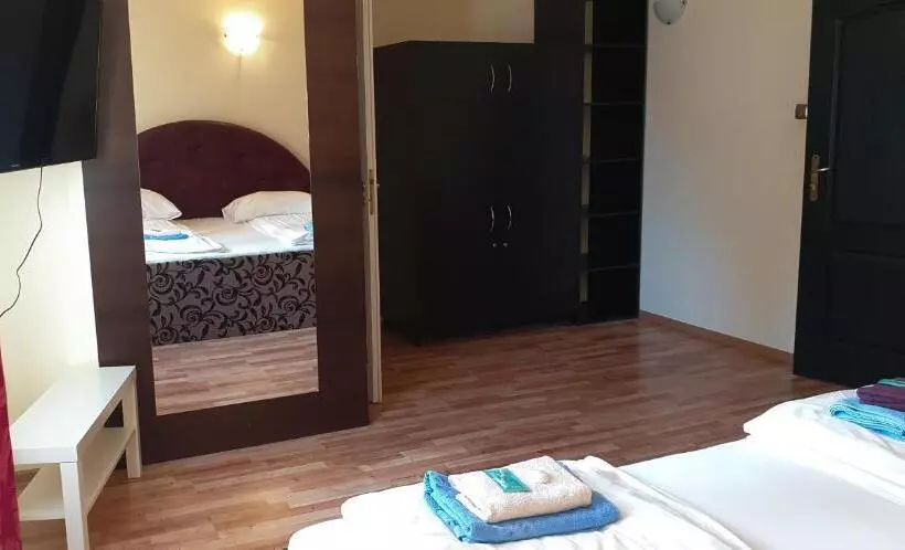 مُتل Etna   Hostel  Noclegi Rzeszów
