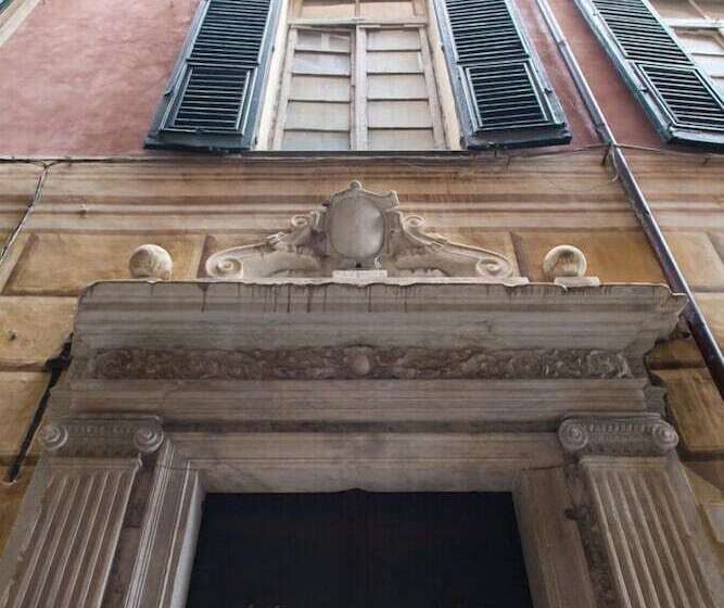 Ostellin Genova Hostel