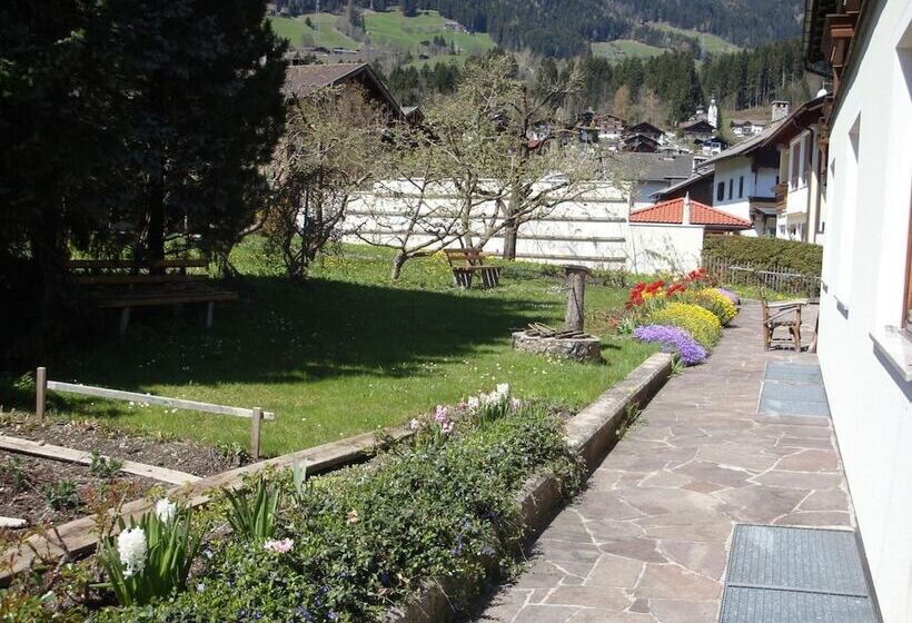 Пансион Gästehaus Treichl Ganglbauer