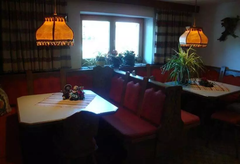 ペンション Gästehaus Treichl Ganglbauer