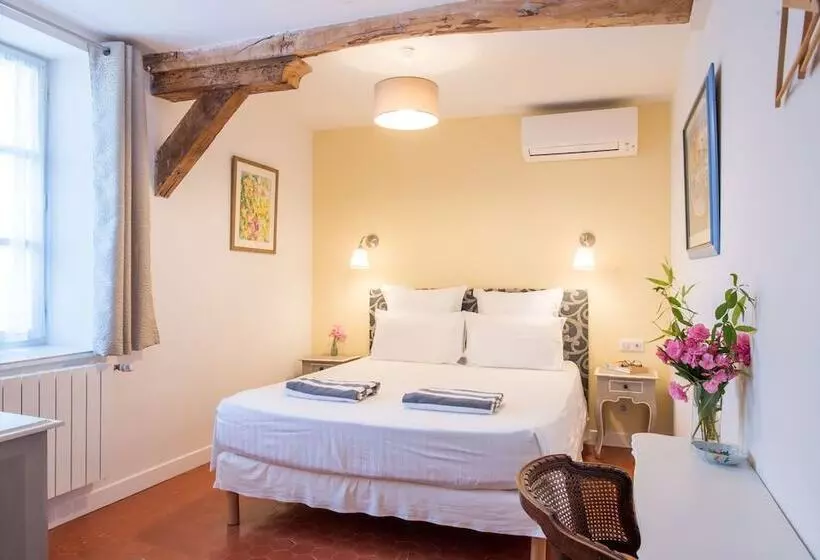 ペンション Le Vieux Logis Chambres D Hotes