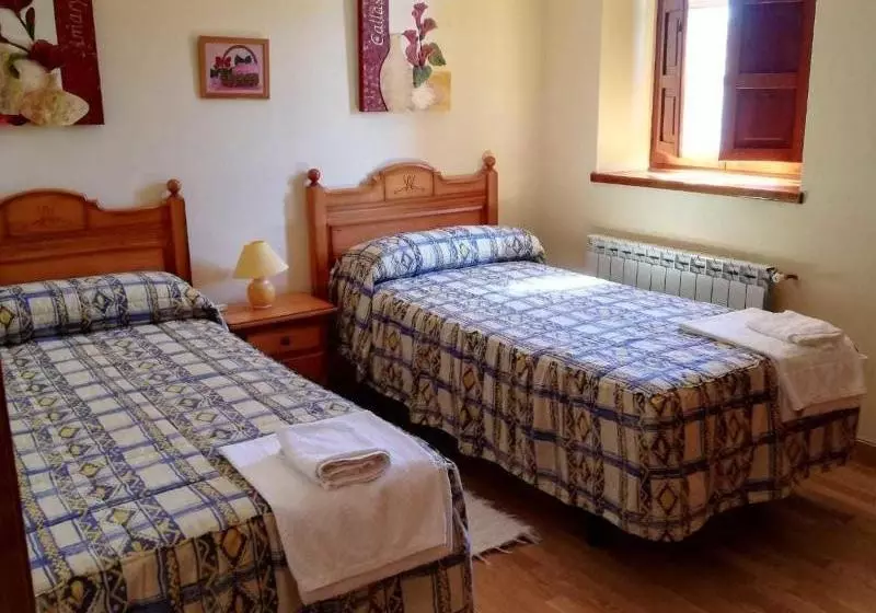 Valle De Tosande I  Near Tejeda De Tosande