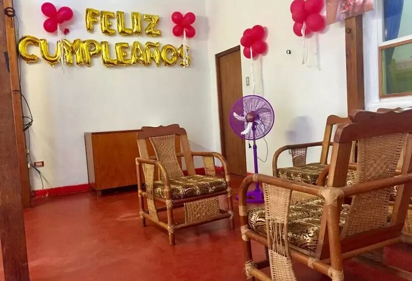 Weills Amazon Backapcker   Hostel