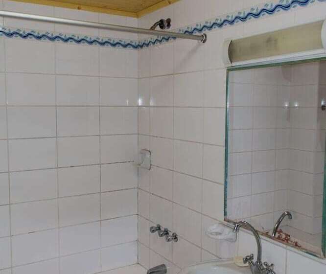 Weills Amazon Backapcker   Hostel