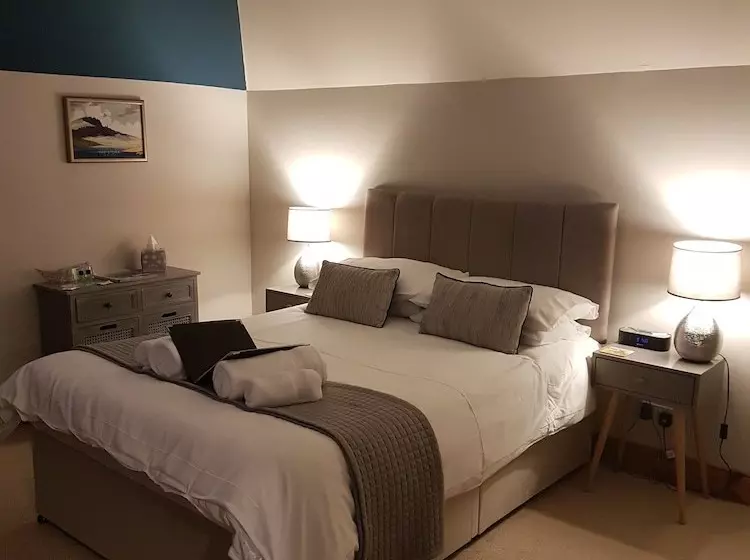 Bed and Breakfast Breton House