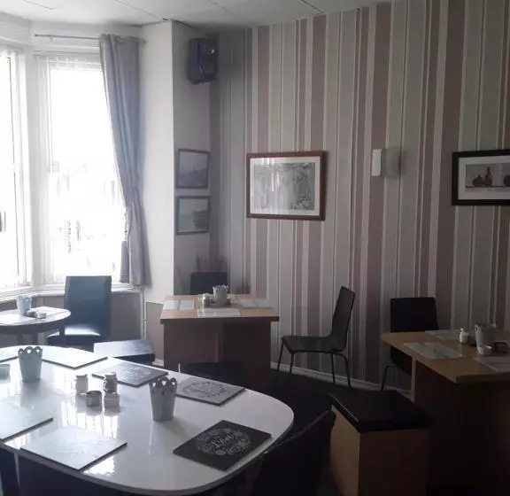 Bed and Breakfast Talbot House