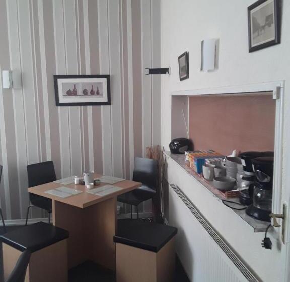 ベッドアンドブレックファースト Talbot House