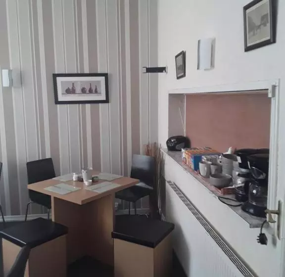 Bed and Breakfast Talbot House