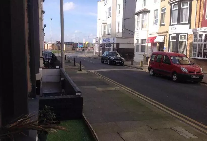 Bed and Breakfast Talbot House