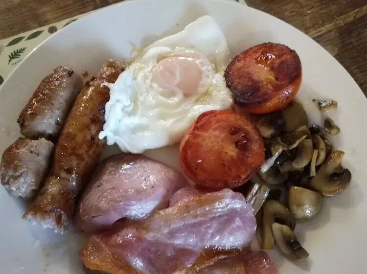 Aamiaismajoitus (B&B) Ty Newydd