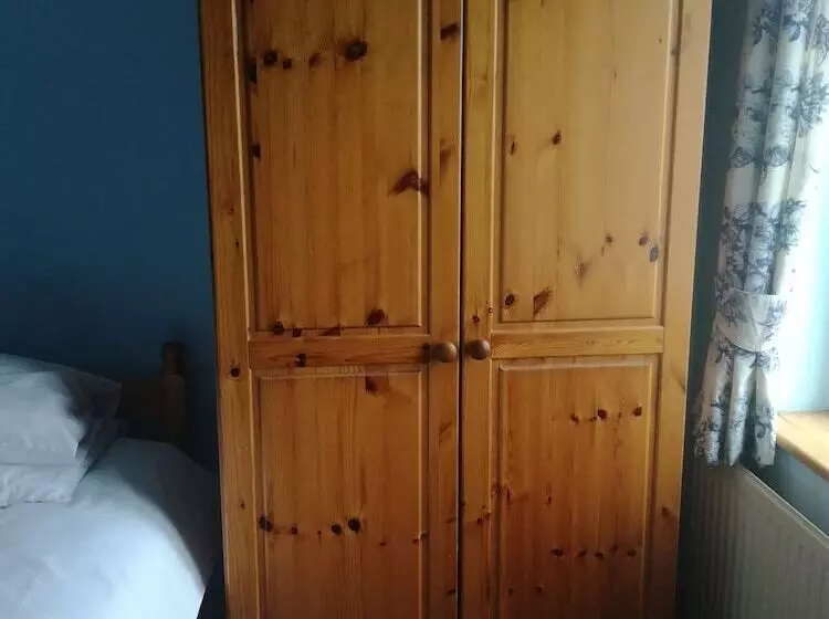 Aamiaismajoitus (B&B) Ty Newydd