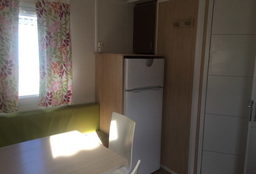 Domaine De Castel Fizel