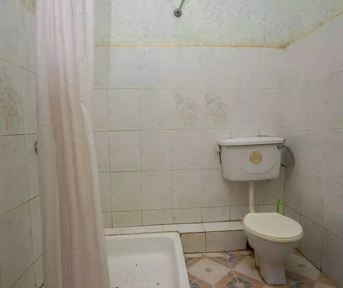 هتل Arch Apartments