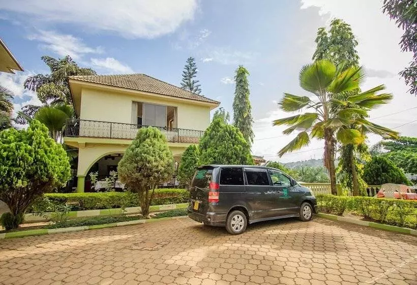 هتل Arch Apartments