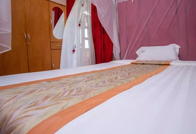 هتل Arch Apartments