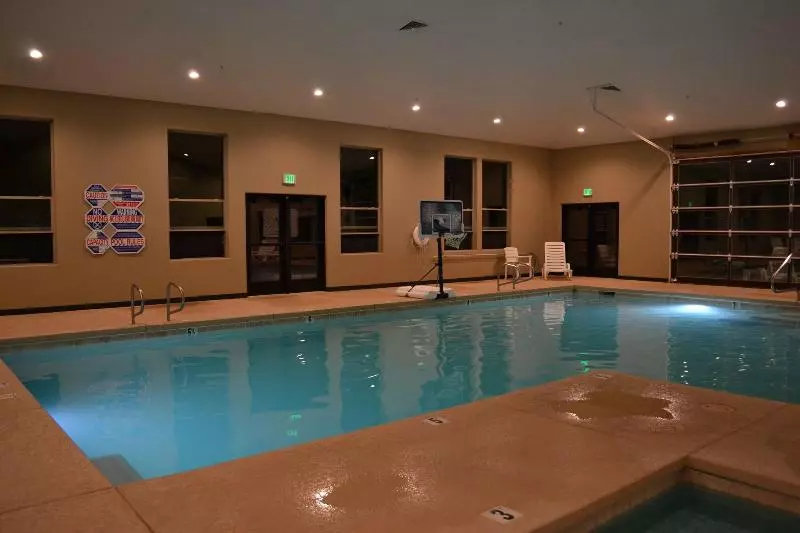 هتل Canyon Country Lodge