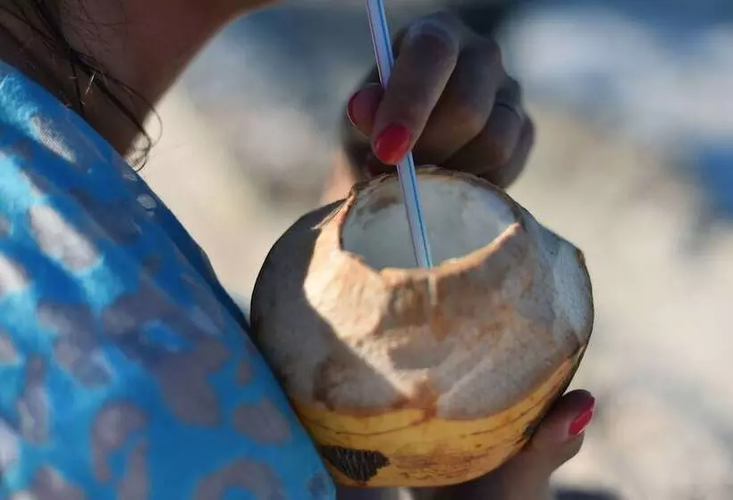 Hotelli Marafiki Bungalows