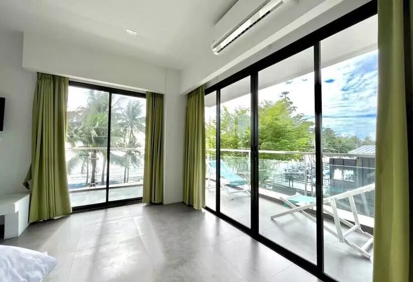 ホテル Panitar Haus