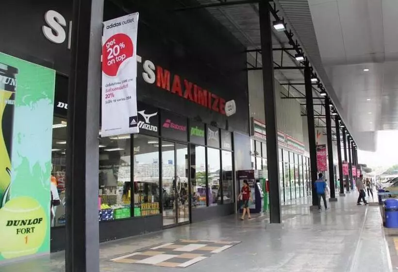 Hotelli Smart Residence @ Muengthongthani